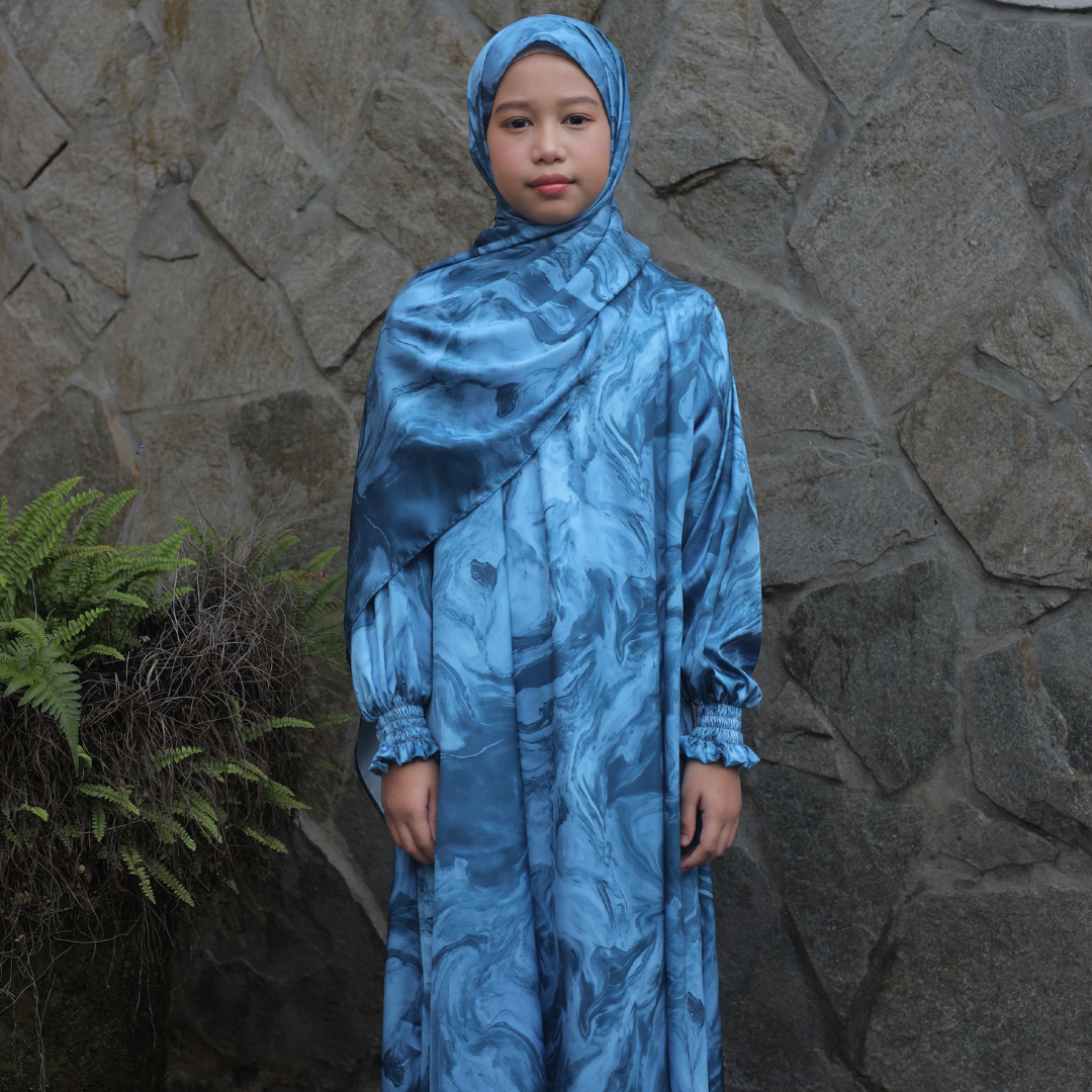 KIDS AURA ABAYA (PRINTED) BY GOTHOBE | SARA
